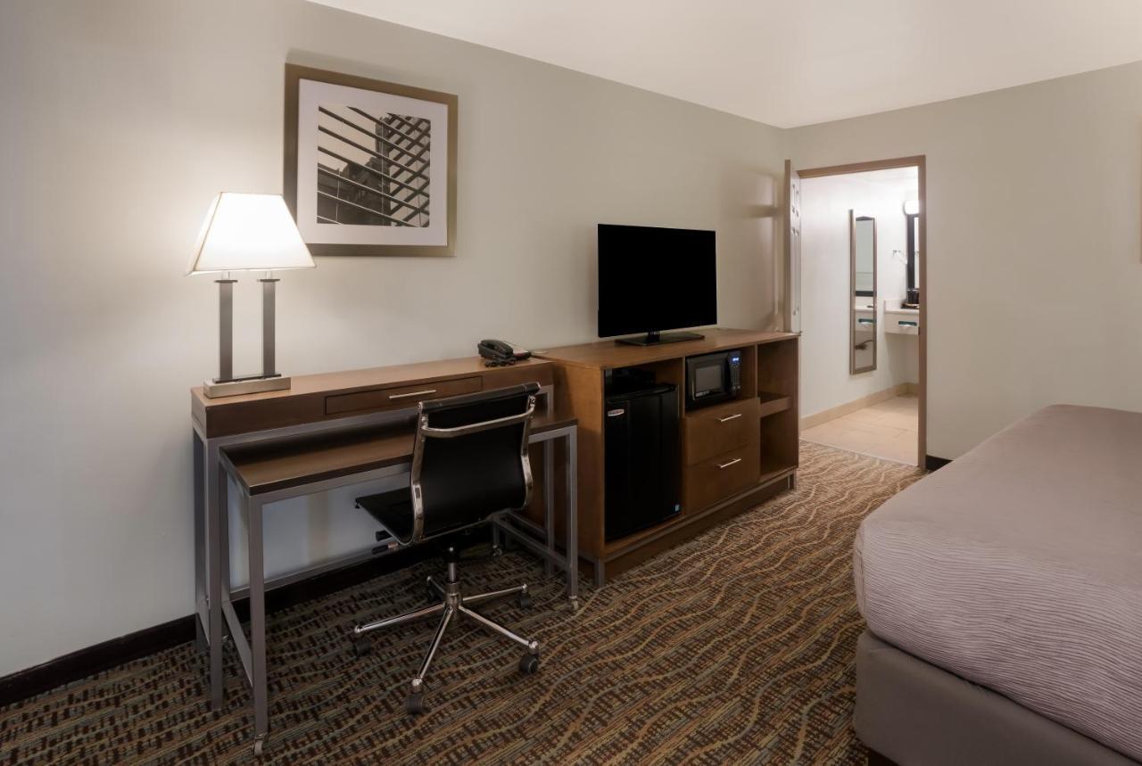 Quality Inn Fairfield Napa Valley Area Екстериор снимка